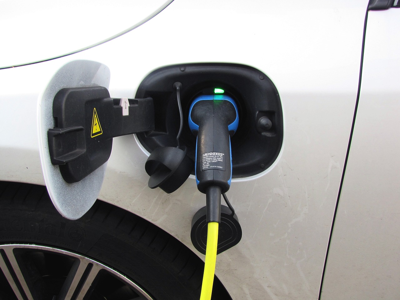 PHEV – technologia hybrydowa na miarę XXI wieku!