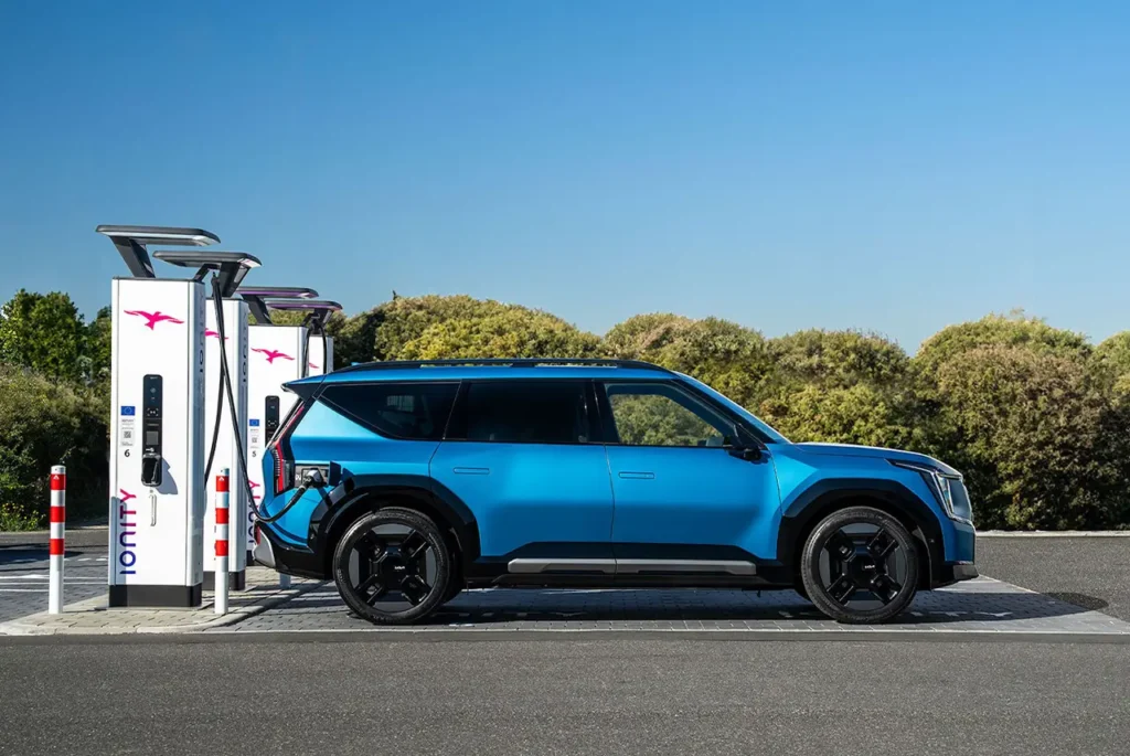 Plug&Charge – innowacyjne ładowanie aut elektrycznych w samochodach KIA