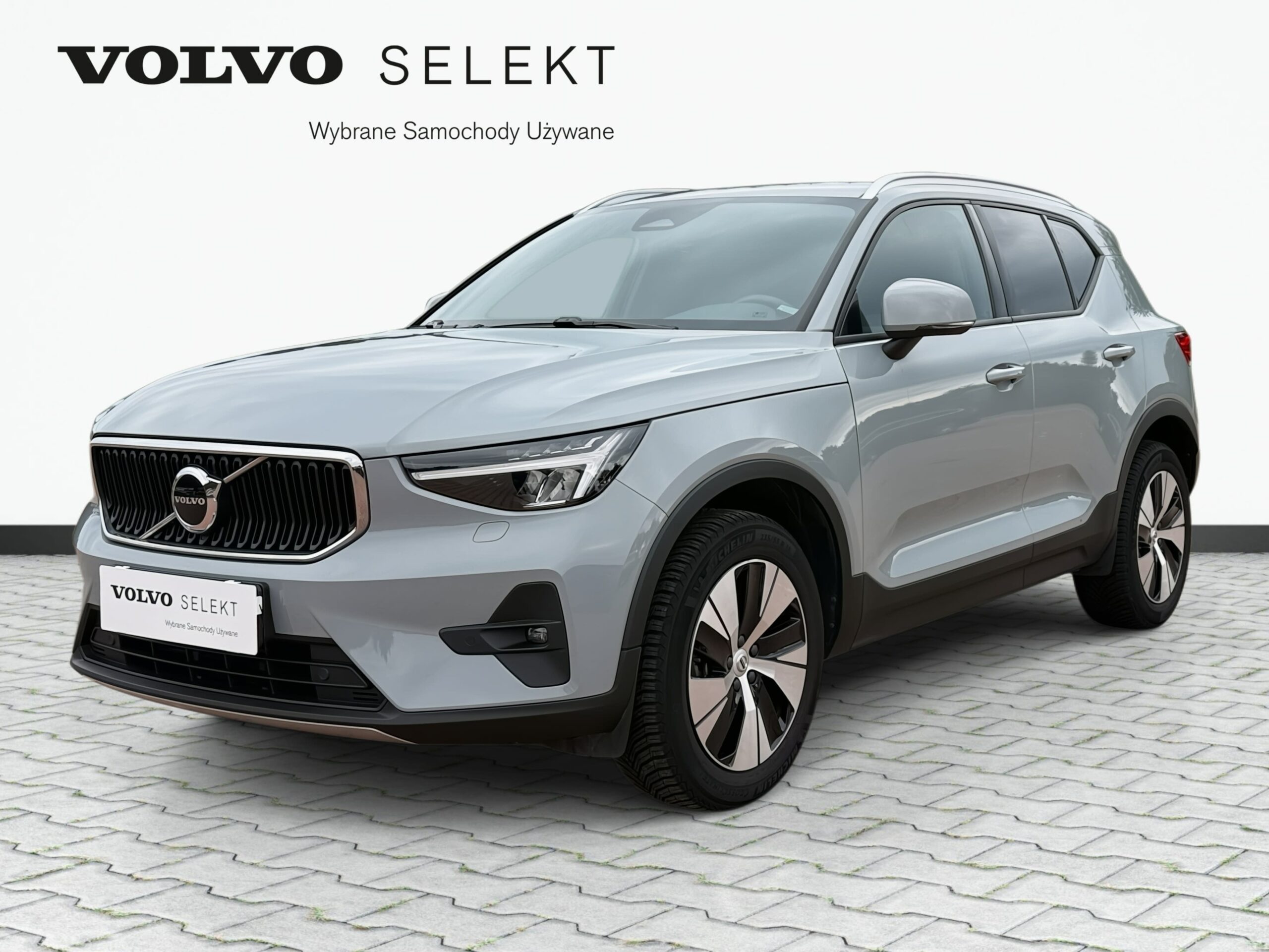 XC40 B3 Plus Dark aut
