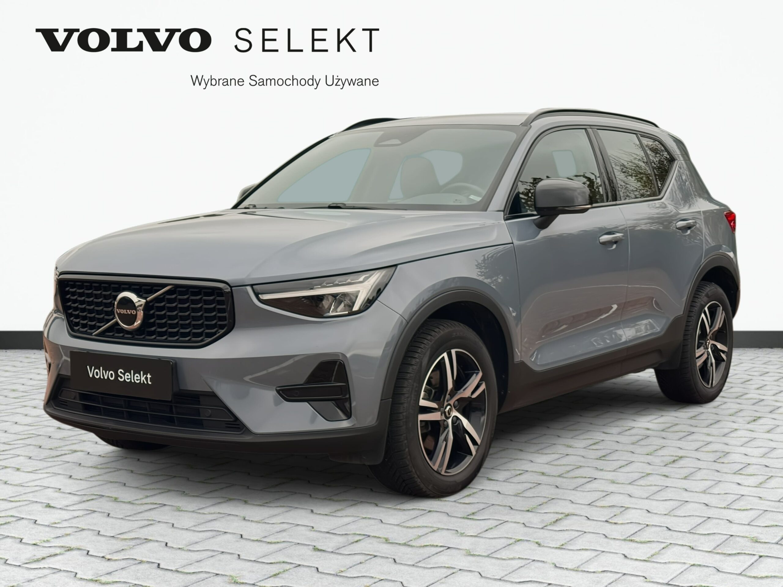 XC40 B3 Plus Dark aut
